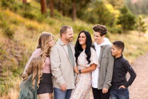 Family photos in Colorado Springs at Blodgett Peak with Colorado Mountain Views Photography by Anne Jensen Photography